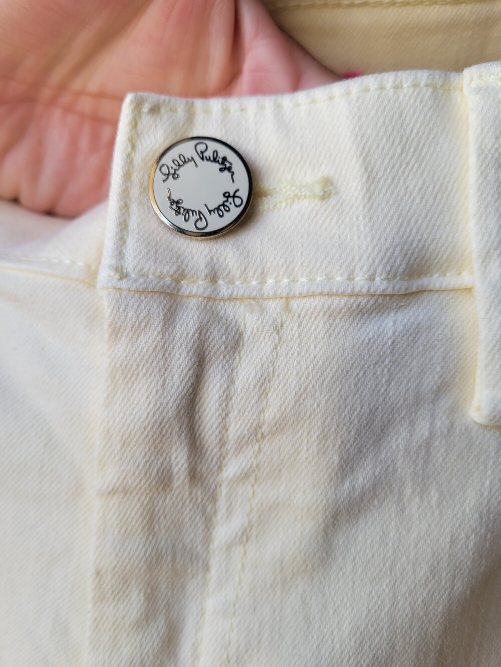 Lilly Pulitzer Pastel Yellow Womens Jeans Frayed Hem Size 10 Gold Tone Logo Mint - Picture 4 of 11